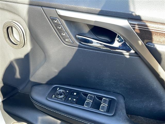 RX RX450hL 純正ナビ/全周囲カメラ/黒革シート/レーダークルコン/シートヒーター/エアシート/パワーシートメモリー機能付き/ハンドルヒーター/パワーバックドア/BSM/LKA/クリアランスソナー/三眼LED(40枚目)