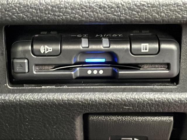 ハスラー ハイブリッドX 7ワイド型ナビ/バックカメラ/シートヒーター/デュアルカメラブレーキサポート/クリアランスソナー/LEDヘッドライト/オートハイビーム/フォグライト/ETC/純正AW/社外フロアマット/ETC(5枚目)