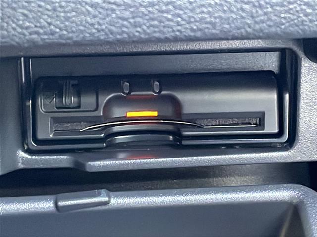 セレナ ハイウェイスター　Ｖセレクション　純正９型ナビ／１１型フリップダウンモニター／全方位カメラ／プロパイロット／追従式クルーズコントロール／デジタルインナーミラー／駐車支援／両側電動スライドドア／ＬＥＤヘッドライト／オートライト（10枚目）