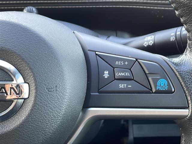 セレナ ハイウェイスター　Ｖセレクション　純正９型ナビ／１１型フリップダウンモニター／全方位カメラ／プロパイロット／追従式クルーズコントロール／デジタルインナーミラー／駐車支援／両側電動スライドドア／ＬＥＤヘッドライト／オートライト（35枚目）