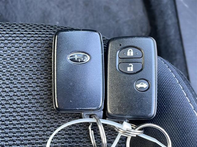 ＸＶ ２．０ｉ－Ｌ　アイサイト　社外ナビ／追従式クルーズコントロール／純正１７インチアルミホイール／前後コーナーセンサー／パドルシフト／ドアバイザー／フォグライト／純正フロアマット／電動リアゲート／スペアキー／ＥＴＣ／取扱説明書（10枚目）