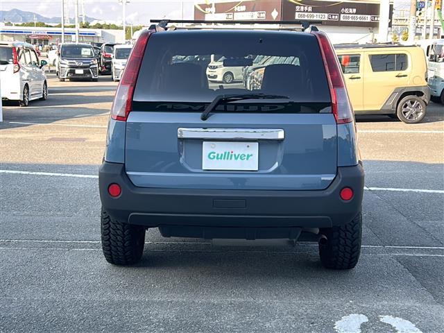 エクストレイル Ｓｔｔ　ホワイトレタータイヤ　純正ナビ　バックカメラ　ルーフキャリア　デジタルインナーミラー　ＥＴＣ２．０　純正フロアマット　社外ドラレコ　フェンダーミラー　ドアバイザー　電動格納ミラー　ハーフレザーシート（16枚目）