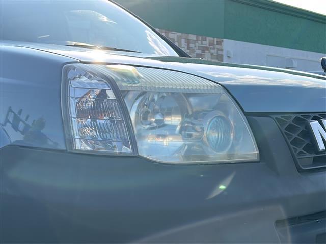 エクストレイル Ｓｔｔ　ホワイトレタータイヤ　純正ナビ　バックカメラ　ルーフキャリア　デジタルインナーミラー　ＥＴＣ２．０　純正フロアマット　社外ドラレコ　フェンダーミラー　ドアバイザー　電動格納ミラー　ハーフレザーシート（35枚目）