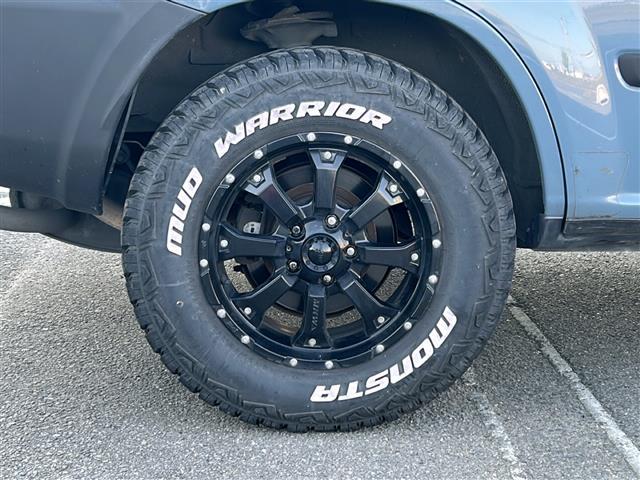 エクストレイル Ｓｔｔ　ホワイトレタータイヤ　純正ナビ　バックカメラ　ルーフキャリア　デジタルインナーミラー　ＥＴＣ２．０　純正フロアマット　社外ドラレコ　フェンダーミラー　ドアバイザー　電動格納ミラー　ハーフレザーシート（40枚目）