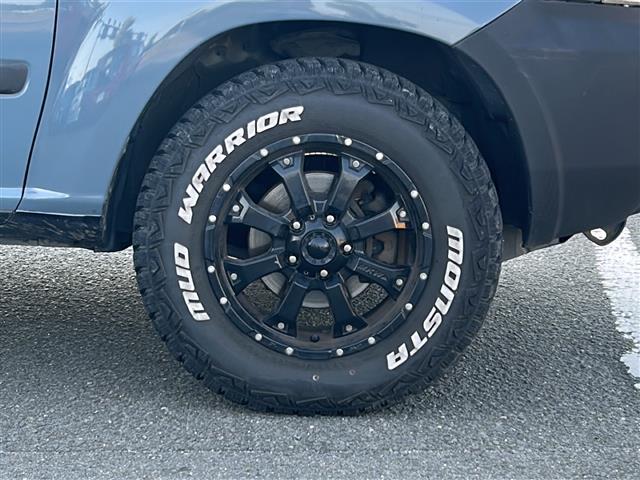 エクストレイル Ｓｔｔ　ホワイトレタータイヤ　純正ナビ　バックカメラ　ルーフキャリア　デジタルインナーミラー　ＥＴＣ２．０　純正フロアマット　社外ドラレコ　フェンダーミラー　ドアバイザー　電動格納ミラー　ハーフレザーシート（41枚目）