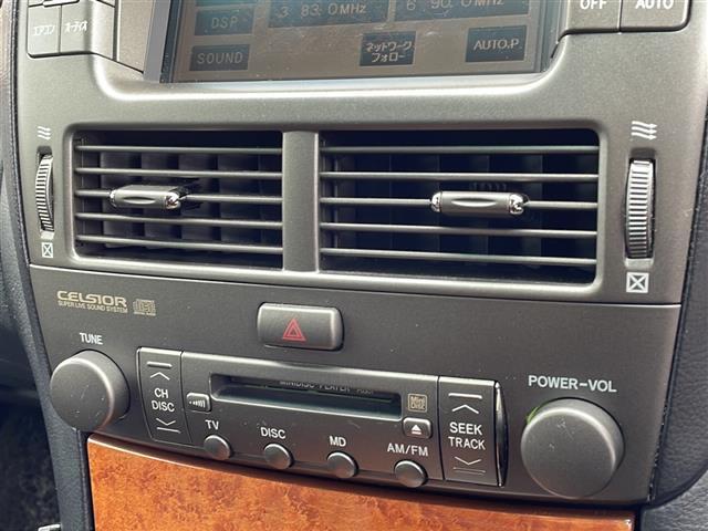 セルシオ Ｃ仕様　サンルーフ／純正フロアマット／ハーフレザーシート／前席シートヒーター／前席エアーシート／前席パワーシート／純正１６インチアルミホイール／シートメモリ／純正ドアバイザー／ラジオ／クルーズコントロール（4枚目）