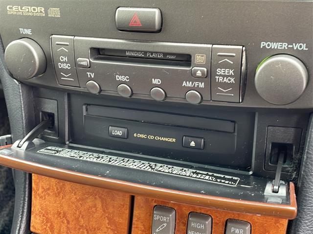 セルシオ Ｃ仕様　サンルーフ／純正フロアマット／ハーフレザーシート／前席シートヒーター／前席エアーシート／前席パワーシート／純正１６インチアルミホイール／シートメモリ／純正ドアバイザー／ラジオ／クルーズコントロール（5枚目）