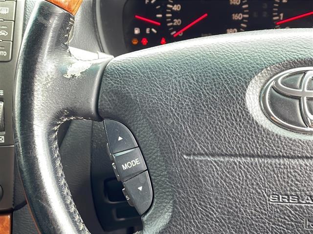 セルシオ Ｃ仕様　サンルーフ／純正フロアマット／ハーフレザーシート／前席シートヒーター／前席エアーシート／前席パワーシート／純正１６インチアルミホイール／シートメモリ／純正ドアバイザー／ラジオ／クルーズコントロール（24枚目）