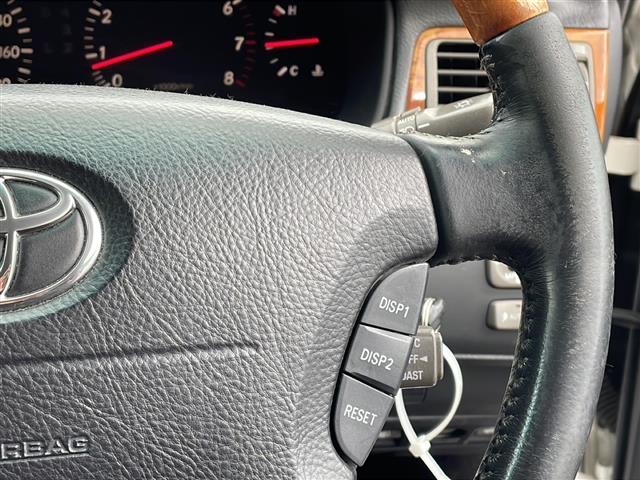 セルシオ Ｃ仕様　サンルーフ／純正フロアマット／ハーフレザーシート／前席シートヒーター／前席エアーシート／前席パワーシート／純正１６インチアルミホイール／シートメモリ／純正ドアバイザー／ラジオ／クルーズコントロール（25枚目）