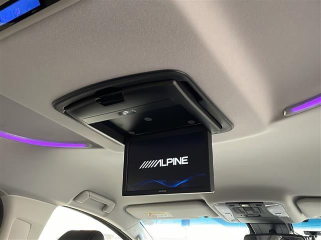 ヴェルファイア ２．５Ｚ　Ｇエディション　１１型ナビ／１０．１型フリップダウンモニター／追従式クルーズコントロール／ステアリングヒーター／前席シートヒーター／前席パワーシート／前席エアーシート／前後コーナーセンサー／両側電動スライドドア（7枚目）