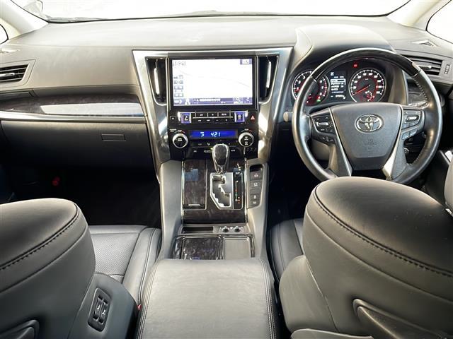 ヴェルファイア ２．５Ｚ　Ｇエディション　１１型ナビ／１０．１型フリップダウンモニター／追従式クルーズコントロール／ステアリングヒーター／前席シートヒーター／前席パワーシート／前席エアーシート／前後コーナーセンサー／両側電動スライドドア（35枚目）