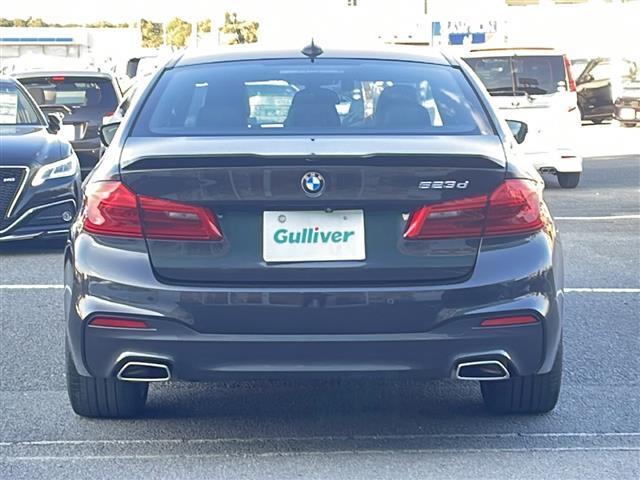 5シリーズ 523d エディション ミッション:インポッシブル 純正メモリナビ/全方位カメラ/サンルーフ/ヘッドアップディスプレイ/オートブレーキホールド/ブラインドスポットモニター/追従式クルーズコントロール/ETC/LEDヘッドライト/合皮シート/シートヒータ(20枚目)