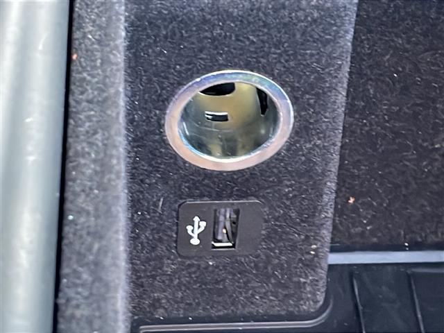 5シリーズ 523d エディション ミッション:インポッシブル 純正メモリナビ/全方位カメラ/サンルーフ/ヘッドアップディスプレイ/オートブレーキホールド/ブラインドスポットモニター/追従式クルーズコントロール/ETC/LEDヘッドライト/合皮シート/シートヒータ(36枚目)