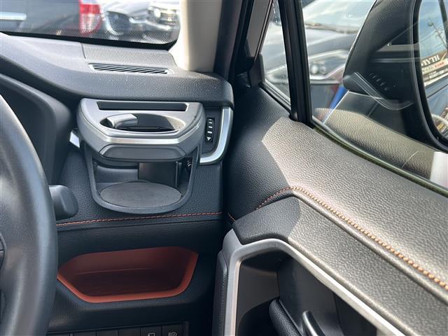 ＲＡＶ４ アドベンチャー　純正メモリナビ／４ＷＤ／全方位カメラ／追従式クルーズコントロール／ブラインドスポットモニター／前後コーナーセンサ／合皮シート／純正１９インチＡＷ／ＬＥＤヘッドライト／純正フロアマット／前席パワーシート（30枚目）