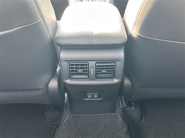 ＲＡＶ４ アドベンチャー　純正メモリナビ／４ＷＤ／全方位カメラ／追従式クルーズコントロール／ブラインドスポットモニター／前後コーナーセンサ／合皮シート／純正１９インチＡＷ／ＬＥＤヘッドライト／純正フロアマット／前席パワーシート（33枚目）