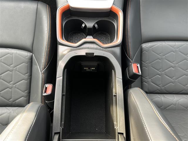 ＲＡＶ４ アドベンチャー　純正メモリナビ／４ＷＤ／全方位カメラ／追従式クルーズコントロール／ブラインドスポットモニター／前後コーナーセンサ／合皮シート／純正１９インチＡＷ／ＬＥＤヘッドライト／純正フロアマット／前席パワーシート（35枚目）
