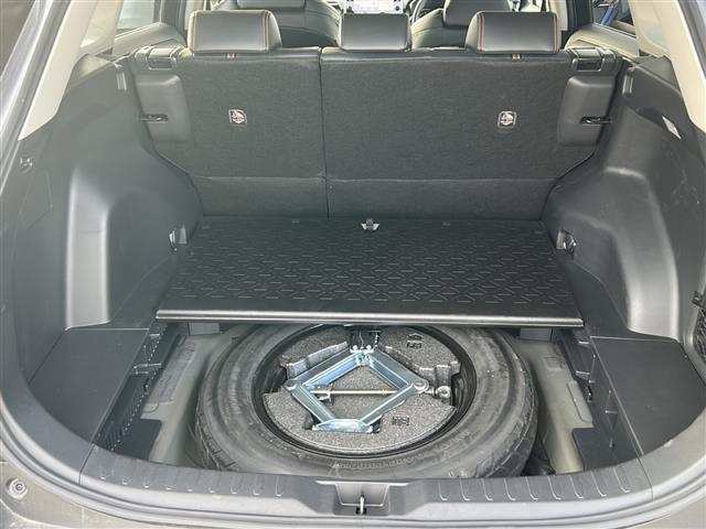 ＲＡＶ４ アドベンチャー　純正メモリナビ／４ＷＤ／全方位カメラ／追従式クルーズコントロール／ブラインドスポットモニター／前後コーナーセンサ／合皮シート／純正１９インチＡＷ／ＬＥＤヘッドライト／純正フロアマット／前席パワーシート（37枚目）