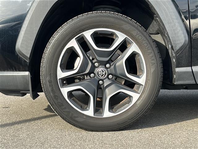 ＲＡＶ４ アドベンチャー　純正メモリナビ／４ＷＤ／全方位カメラ／追従式クルーズコントロール／ブラインドスポットモニター／前後コーナーセンサ／合皮シート／純正１９インチＡＷ／ＬＥＤヘッドライト／純正フロアマット／前席パワーシート（40枚目）