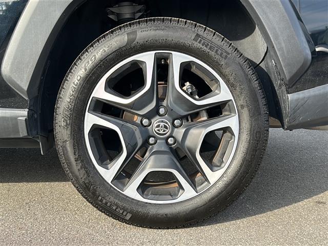 ＲＡＶ４ アドベンチャー　純正メモリナビ／４ＷＤ／全方位カメラ／追従式クルーズコントロール／ブラインドスポットモニター／前後コーナーセンサ／合皮シート／純正１９インチＡＷ／ＬＥＤヘッドライト／純正フロアマット／前席パワーシート（41枚目）