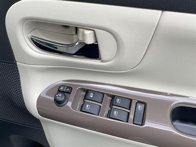 ムーヴキャンバス Gメイクアップリミテッド SAIII ナビ/全方位カメラ/ETC/社外フロアマット/両側パワスラ/プッシュスタート/横滑り防止装置/盗難防止装置/オートライト/オートハイビーム/衝突軽減システム/ドアバイザー/電動格納ミラー/フォグランプ(22枚目)