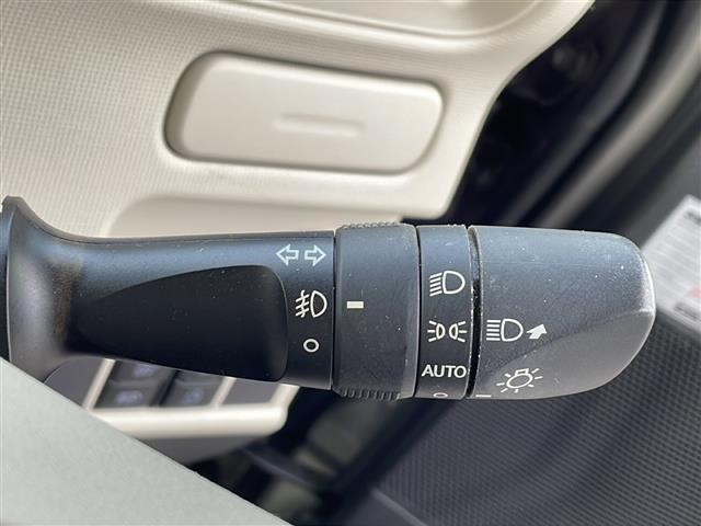 ムーヴキャンバス Gメイクアップリミテッド SAIII ナビ/全方位カメラ/ETC/社外フロアマット/両側パワスラ/プッシュスタート/横滑り防止装置/盗難防止装置/オートライト/オートハイビーム/衝突軽減システム/ドアバイザー/電動格納ミラー/フォグランプ(27枚目)