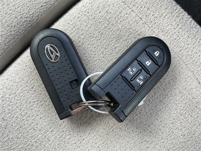 ムーヴキャンバス Gメイクアップリミテッド SAIII ナビ/全方位カメラ/ETC/社外フロアマット/両側パワスラ/プッシュスタート/横滑り防止装置/盗難防止装置/オートライト/オートハイビーム/衝突軽減システム/ドアバイザー/電動格納ミラー/フォグランプ(34枚目)