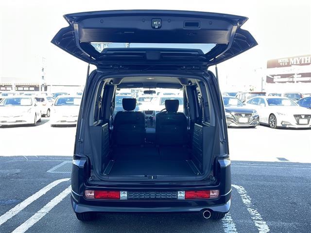 モビリオスパイク AタイプLパッケージ ターボ/純正オーディオ/MD/純正14インチアルミホイール/純正ドアバイザー/電動格納ミラー/フルフラットシート/フォグライト/ダブルエアバック/キセノンヘッドライト/両側スライドドア/スペアキー(17枚目)