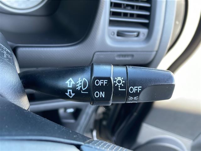 モビリオスパイク AタイプLパッケージ ターボ/純正オーディオ/MD/純正14インチアルミホイール/純正ドアバイザー/電動格納ミラー/フルフラットシート/フォグライト/ダブルエアバック/キセノンヘッドライト/両側スライドドア/スペアキー(23枚目)