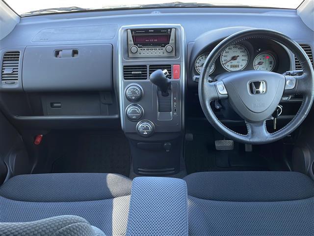 モビリオスパイク AタイプLパッケージ ターボ/純正オーディオ/MD/純正14インチアルミホイール/純正ドアバイザー/電動格納ミラー/フルフラットシート/フォグライト/ダブルエアバック/キセノンヘッドライト/両側スライドドア/スペアキー(25枚目)