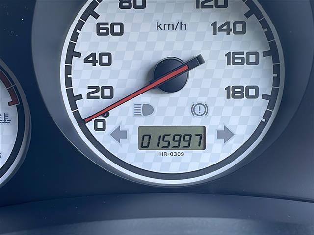 モビリオスパイク AタイプLパッケージ ターボ/純正オーディオ/MD/純正14インチアルミホイール/純正ドアバイザー/電動格納ミラー/フルフラットシート/フォグライト/ダブルエアバック/キセノンヘッドライト/両側スライドドア/スペアキー(29枚目)