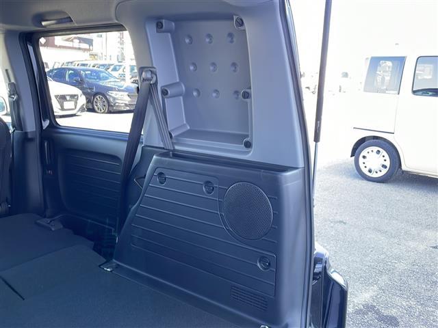 モビリオスパイク AタイプLパッケージ ターボ/純正オーディオ/MD/純正14インチアルミホイール/純正ドアバイザー/電動格納ミラー/フルフラットシート/フォグライト/ダブルエアバック/キセノンヘッドライト/両側スライドドア/スペアキー(32枚目)