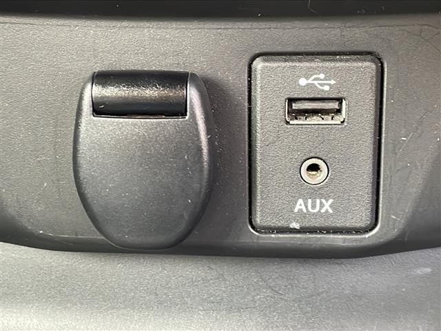 エクストレイル 20Xtt エマージェンシーブレーキパッケージ 純正SDナビ/全方位カメラ/4WD/前後コーナーセンサー/追従式クルーズコントロール/ドライブレコーダー/純正17インチAW/合皮シート/前席シートヒーター/LEDヘッドライト/純正フロアマット(28枚目)