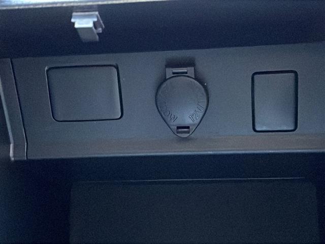 ヴェルファイア 2.5Z Gエディション 純正10.5型ナビ/バックカメラ/追従式クルコン/合皮シート/デジタルインナーミラー/シートヒーター/エアーシート/パワーシート/BSM/コーナーセンサー/三眼LEDヘッドライト/ビルトインETC(12枚目)