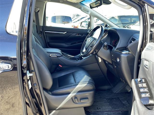 ヴェルファイア 2.5Z Gエディション 純正10.5型ナビ/バックカメラ/追従式クルコン/合皮シート/デジタルインナーミラー/シートヒーター/エアーシート/パワーシート/BSM/コーナーセンサー/三眼LEDヘッドライト/ビルトインETC(21枚目)