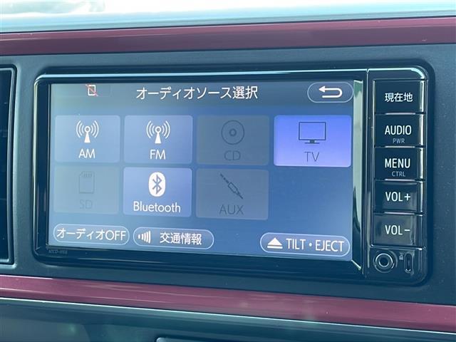 パッソ モーダ S 純正ナビ/バックカメラ/LEDヘッドライト/プッシュスタート/電動格納ミラー/ドアバイザー/純正フロアマット/スマートキー/スペアキー/ダブルエアバック/盗難防止装置/新車時保証書/取扱説明書(3枚目)