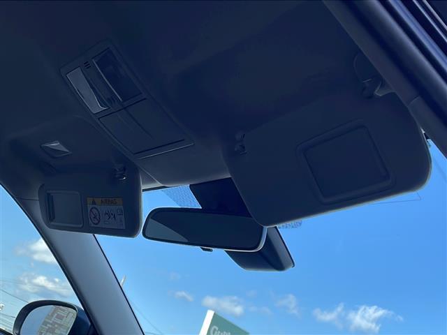 マークX 250G Fパッケージ 純正ナビ/バックカメラ/レーダークルーズコントロール/ETC/純正フロアマット/ステアリングスイッチ/フルオートパワーウィンドウ/電動格納ミラー/キセノンヘッドライト/オートライト/取扱説明書(8枚目)