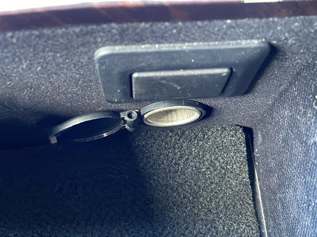 マークX 250G Fパッケージ 純正ナビ/バックカメラ/レーダークルーズコントロール/ETC/純正フロアマット/ステアリングスイッチ/フルオートパワーウィンドウ/電動格納ミラー/キセノンヘッドライト/オートライト/取扱説明書(32枚目)