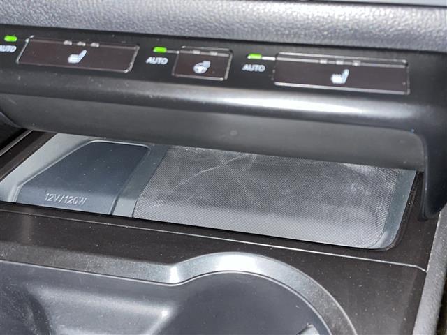 ＵＸ ＵＸ２５０ｈ　アーバンエレガンス　本革シート　ドライブレコーダーＤＣ－ＤＲ６５２　　純正ＳＤナビゲーション　ＣＤ　ＤＶＤ　フルセグ　Ｂｌｕｅｔｏｏｔｈ　プリクラッシュセーフティ　レーダークルーズコントロール　パノラミックビューモニター（26枚目）