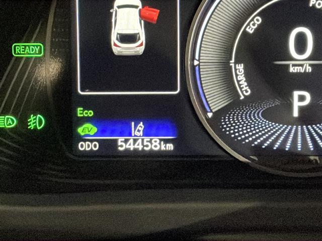 ＵＸ ＵＸ２５０ｈ　アーバンエレガンス　本革シート　ドライブレコーダーＤＣ－ＤＲ６５２　　純正ＳＤナビゲーション　ＣＤ　ＤＶＤ　フルセグ　Ｂｌｕｅｔｏｏｔｈ　プリクラッシュセーフティ　レーダークルーズコントロール　パノラミックビューモニター（27枚目）