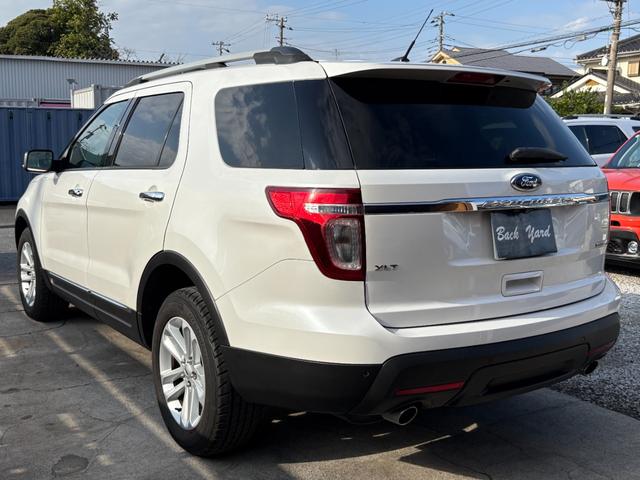 エクスプローラー XLT エコブースト ディーラー車 ナビ 地デジフルセグ レザーシート シートヒーター パワーシート ブルートゥースオーディオ USB バックサイドフロントカメラ ETC クルーズコントロール ブライドスポット(7枚目)