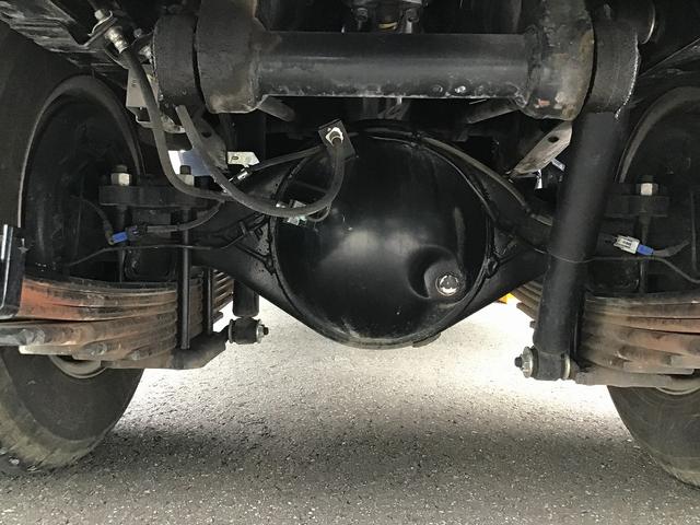 エルフトラック 　ダンプ・６ＭＴ・積載３．０００ｋｇ・新明和強化３方開・オールペン・電格ミラー・距離３０．０００ｋｍ（39枚目）
