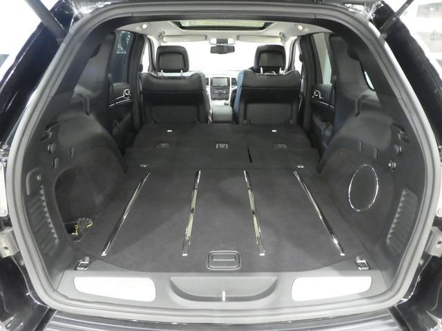 SRT8HDDナビ フルセグ ETC ビルシュタインショック HDDナビ/フルセグ/ETC/F.Rカメラ/ビルシュタインショック/Hレザーシート/シートヒーター(17枚目)