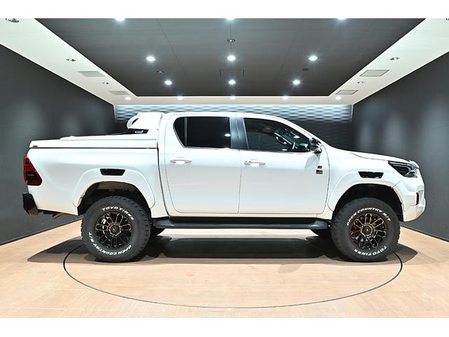 ハイラックス Z GRスポーツ 後期/リフトアップ/スマートトップSDR1シリーズ/XELF 17inchAW/オープンカントリーRTタイヤ/純正ディスプレイオーディオ/全周囲カメラ/フルセグ/ETC/パワーシート/LEDライト/(6枚目)