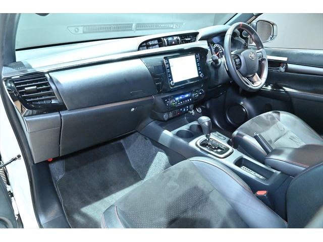 ハイラックス Z GRスポーツ 後期/リフトアップ/スマートトップSDR1シリーズ/XELF 17inchAW/オープンカントリーRTタイヤ/純正ディスプレイオーディオ/全周囲カメラ/フルセグ/ETC/パワーシート/LEDライト/(9枚目)