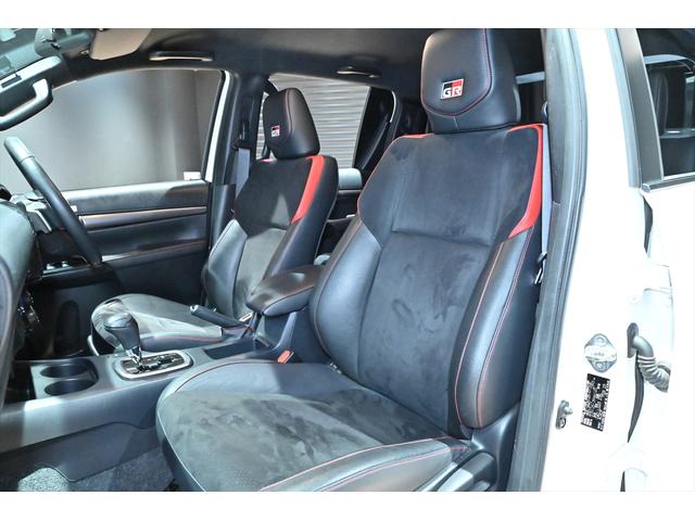 ハイラックス Z GRスポーツ 後期/リフトアップ/スマートトップSDR1シリーズ/XELF 17inchAW/オープンカントリーRTタイヤ/純正ディスプレイオーディオ/全周囲カメラ/フルセグ/ETC/パワーシート/LEDライト/(19枚目)