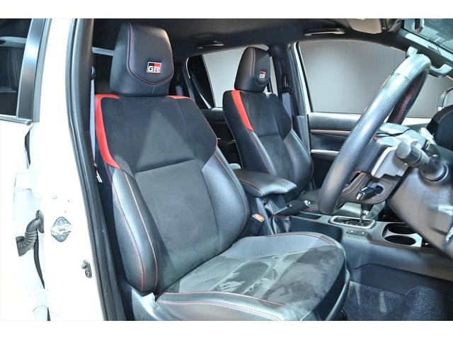 ハイラックス Z GRスポーツ 後期/リフトアップ/スマートトップSDR1シリーズ/XELF 17inchAW/オープンカントリーRTタイヤ/純正ディスプレイオーディオ/全周囲カメラ/フルセグ/ETC/パワーシート/LEDライト/(20枚目)