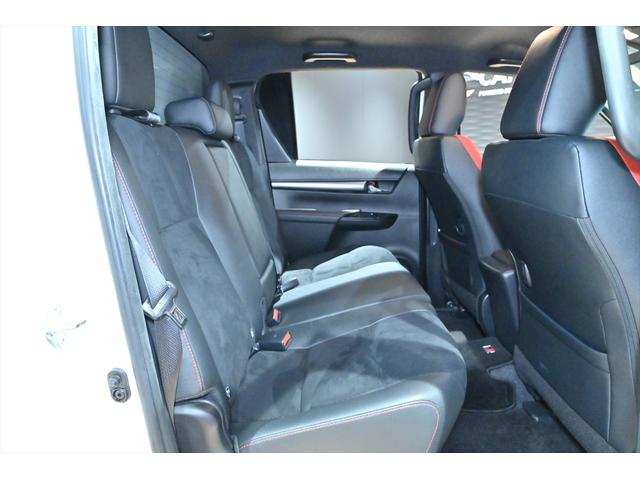 ハイラックス Z GRスポーツ 後期/リフトアップ/スマートトップSDR1シリーズ/XELF 17inchAW/オープンカントリーRTタイヤ/純正ディスプレイオーディオ/全周囲カメラ/フルセグ/ETC/パワーシート/LEDライト/(22枚目)