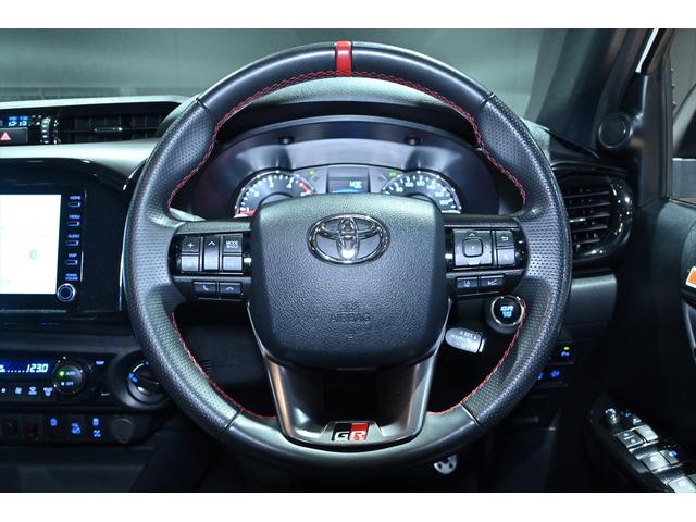 ハイラックス Z GRスポーツ 後期/リフトアップ/スマートトップSDR1シリーズ/XELF 17inchAW/オープンカントリーRTタイヤ/純正ディスプレイオーディオ/全周囲カメラ/フルセグ/ETC/パワーシート/LEDライト/(25枚目)