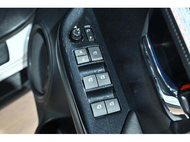 ハイラックス Z GRスポーツ 後期/リフトアップ/スマートトップSDR1シリーズ/XELF 17inchAW/オープンカントリーRTタイヤ/純正ディスプレイオーディオ/全周囲カメラ/フルセグ/ETC/パワーシート/LEDライト/(31枚目)