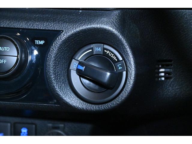 ハイラックス Z GRスポーツ 後期/リフトアップ/スマートトップSDR1シリーズ/XELF 17inchAW/オープンカントリーRTタイヤ/純正ディスプレイオーディオ/全周囲カメラ/フルセグ/ETC/パワーシート/LEDライト/(32枚目)